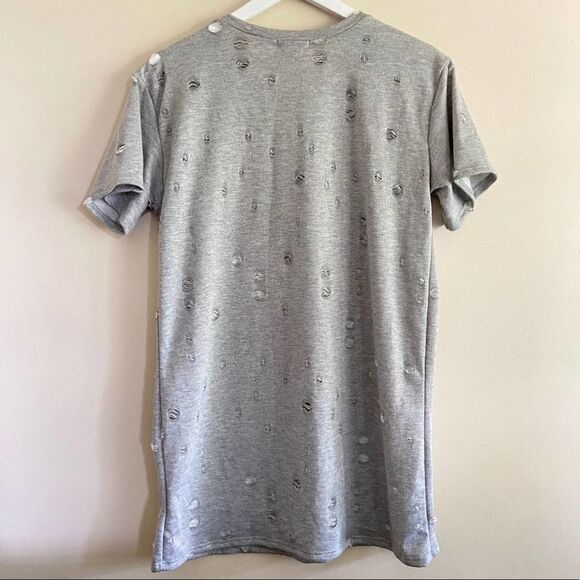 LOCAL LAB Grey Distressed 3D Embroidered Rose Top - Picture 2 of 7